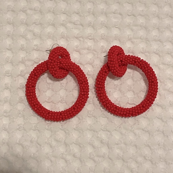 Earrings - Picture 1 of 2